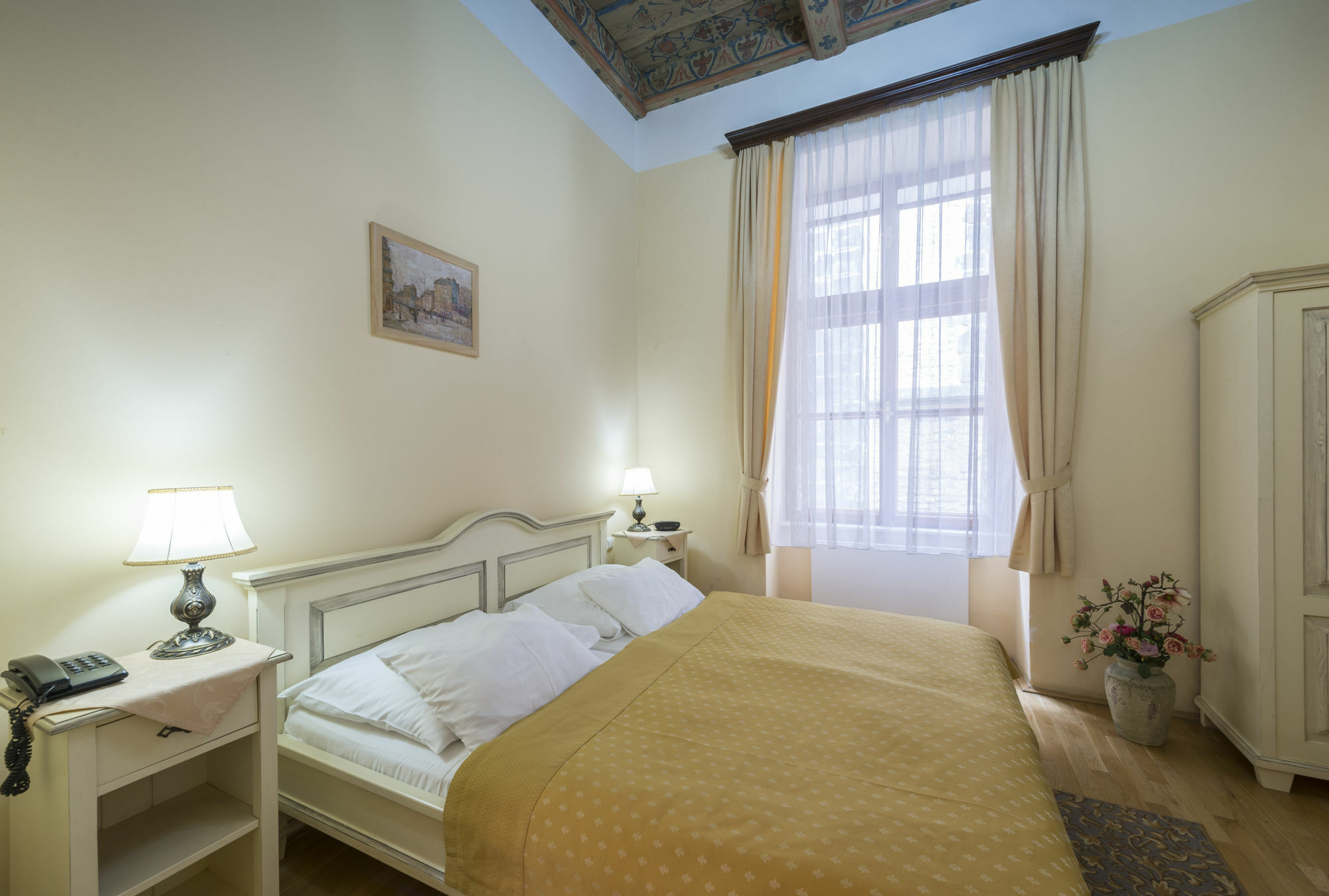 Cerny Slon 4* Prag